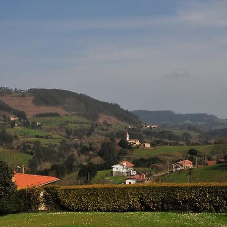 Casa Rural Llugaron I Guest House Miravalles Luaran gambar