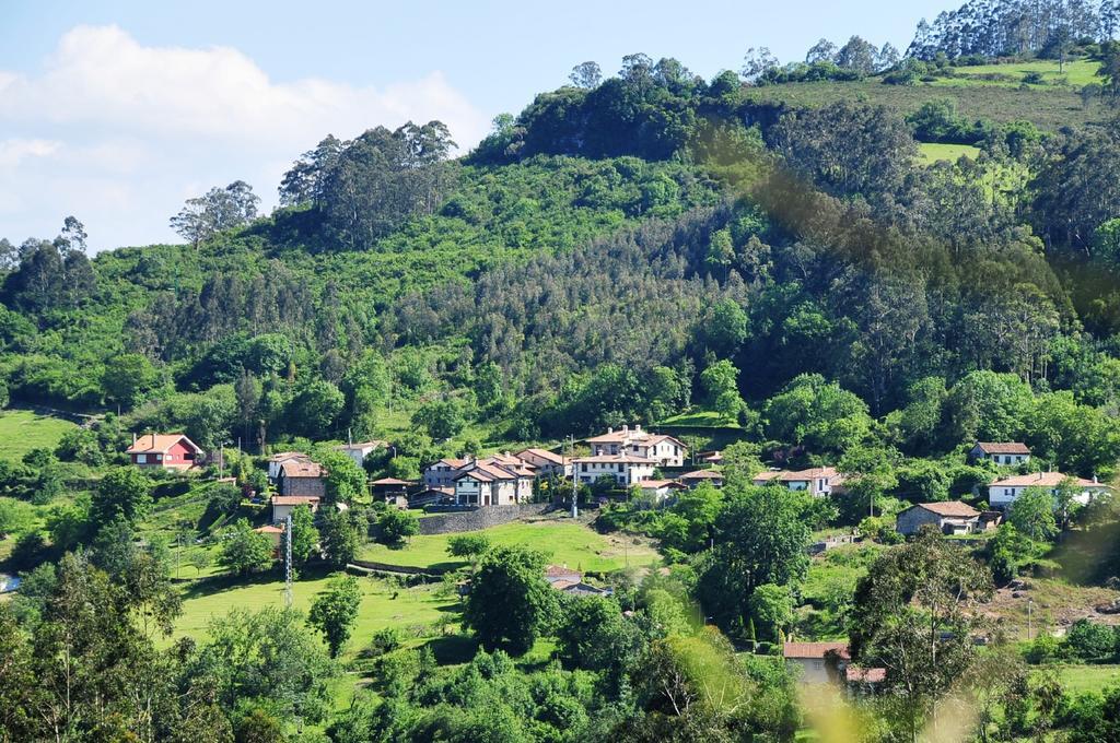 Casa Rural Llugaron I Guest House Miravalles Luaran gambar