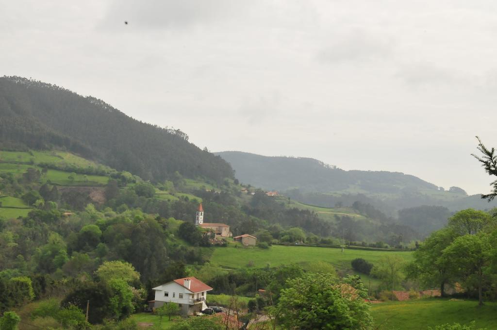 Casa Rural Llugaron I Guest House Miravalles Luaran gambar